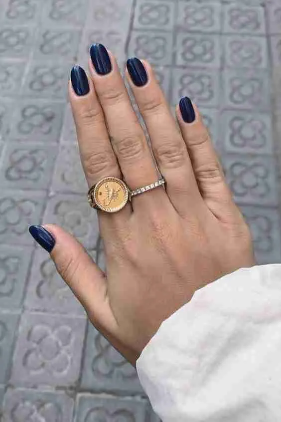Deep Navy Blue Visual Idea Deep Navy Blue Visual Idea — Old Money Winter Nails