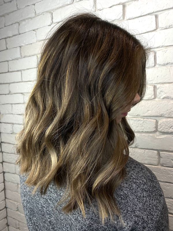 Dark Blonde Bob with Lighter Blonde Balayage Dark Blonde Bob with Lighter Blonde Balayage — Reverse Balayage