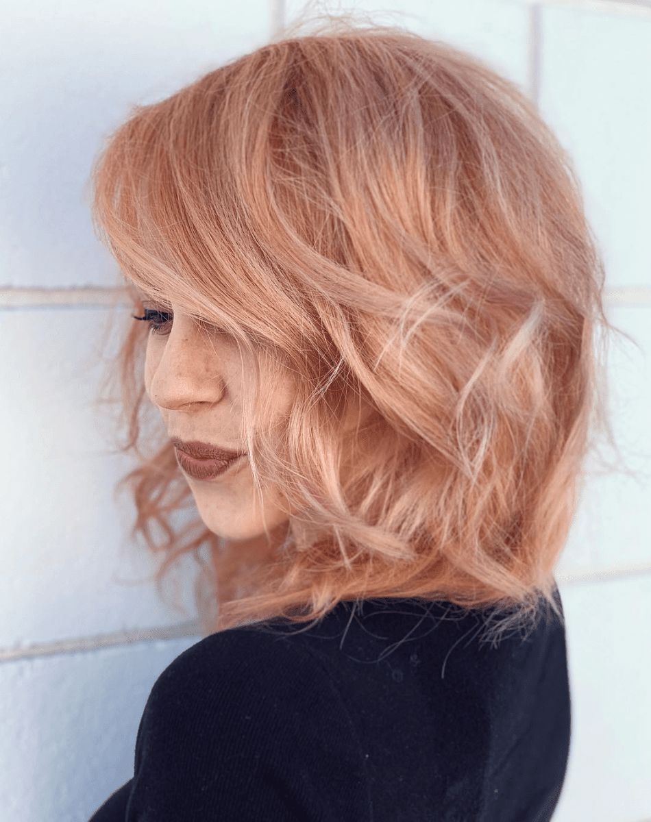 Collarbone Visual Idea — Winter Hair Colors for Short Hair