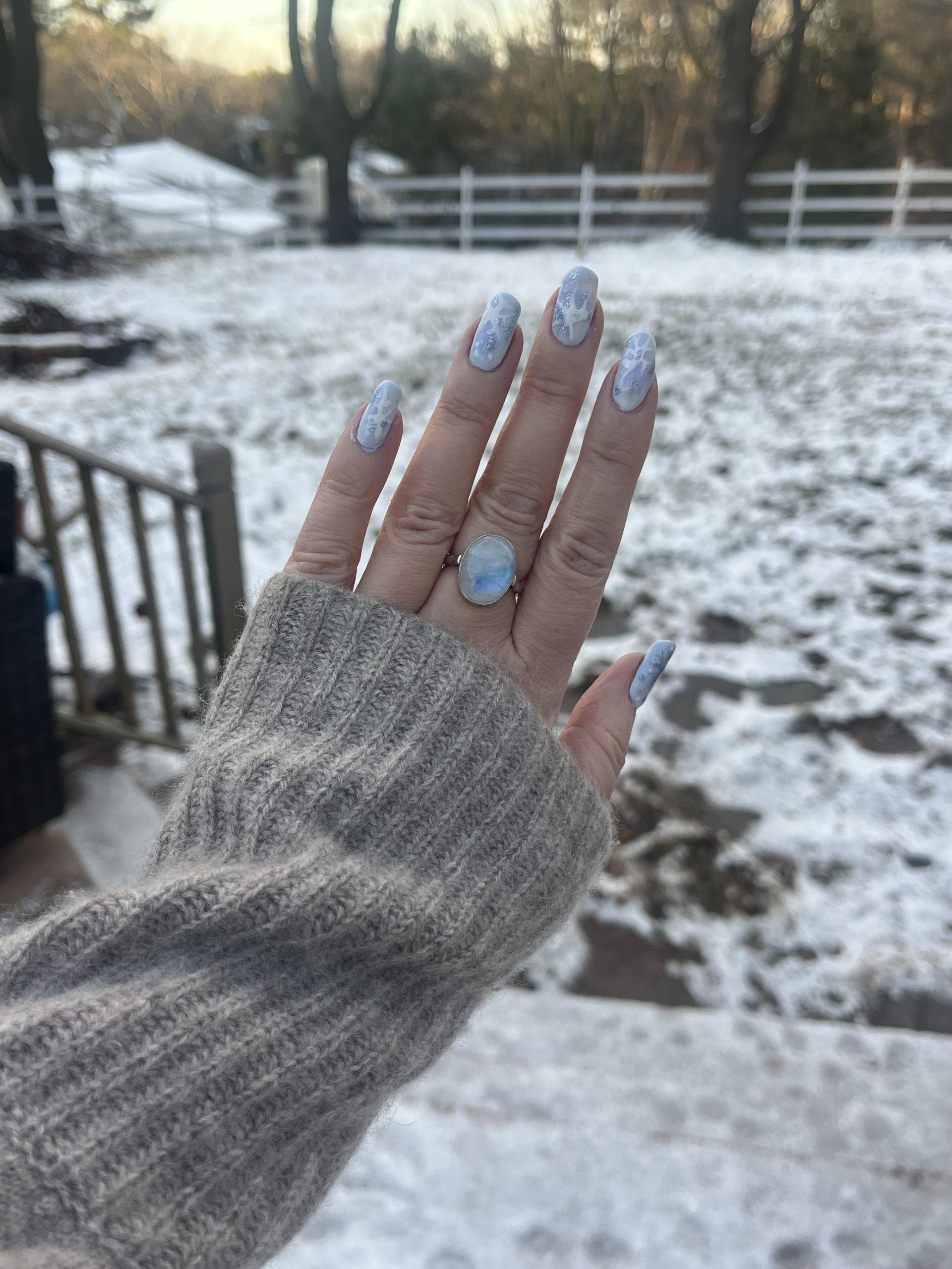 Snowflake Pattern Visual Idea Snowflake Pattern Visual Idea — Aesthetic Winter Nails