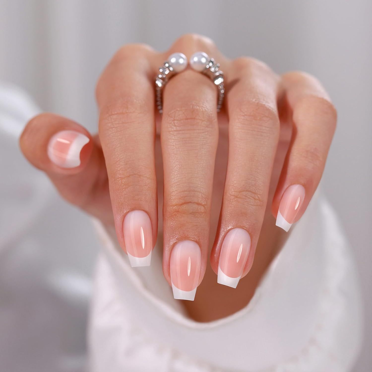 Glossy Visual Idea Glossy Visual Idea — Short Winter Coffin Nails