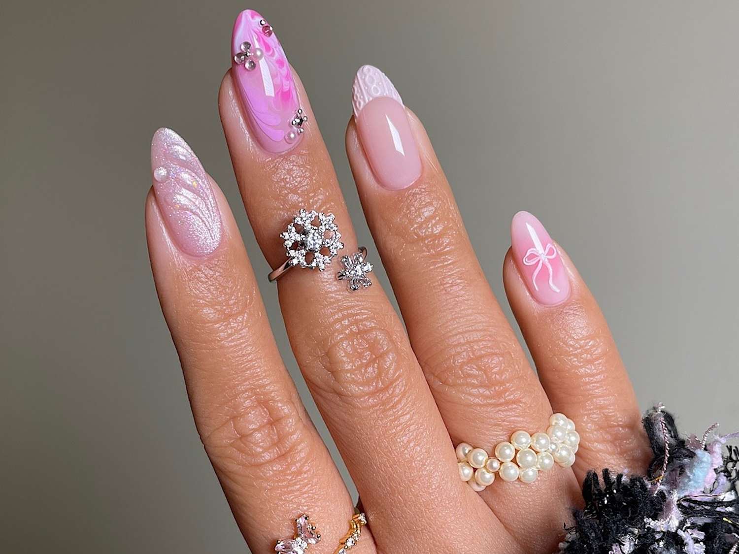 Pink Lace Snowflake Rhinestone Nails Pink Lace Snowflake Rhinestone Nails — Holiday Nails 2026