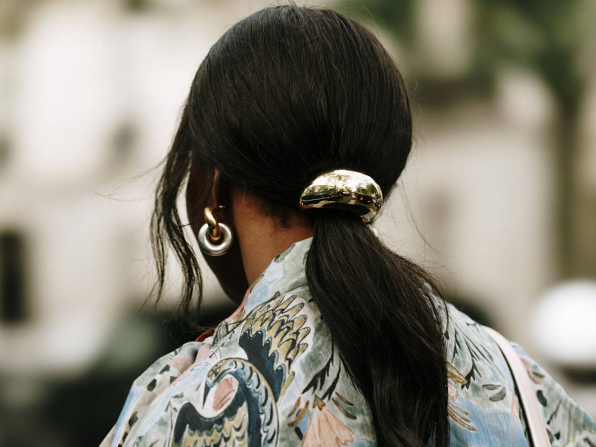 Collarbone Visual Idea Collarbone Visual Idea — Winter Ponytail Hairstyles