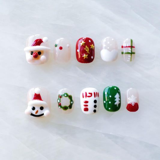 Mixed Christmas Art Finishes Nails — Short Christmas Square Nails 2026
