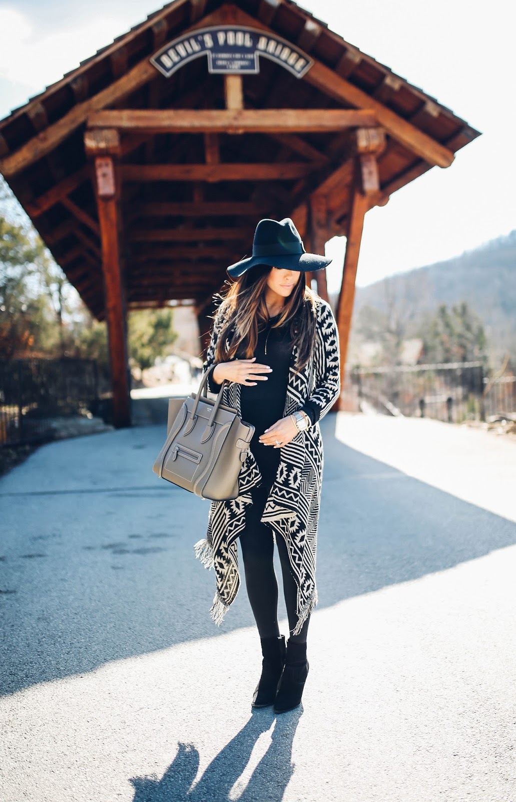Pattern Play: Geometric Cardigan and Wide-Brim Hat Pattern Play: Geometric Cardigan and Wide-Brim Hat — Cabin Trip Outfits