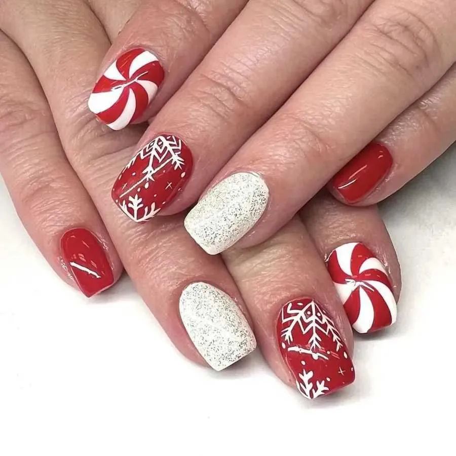 Glossy Glitter Classic Christmas Motifs Square Nails — Short Christmas Square Nails 2026
