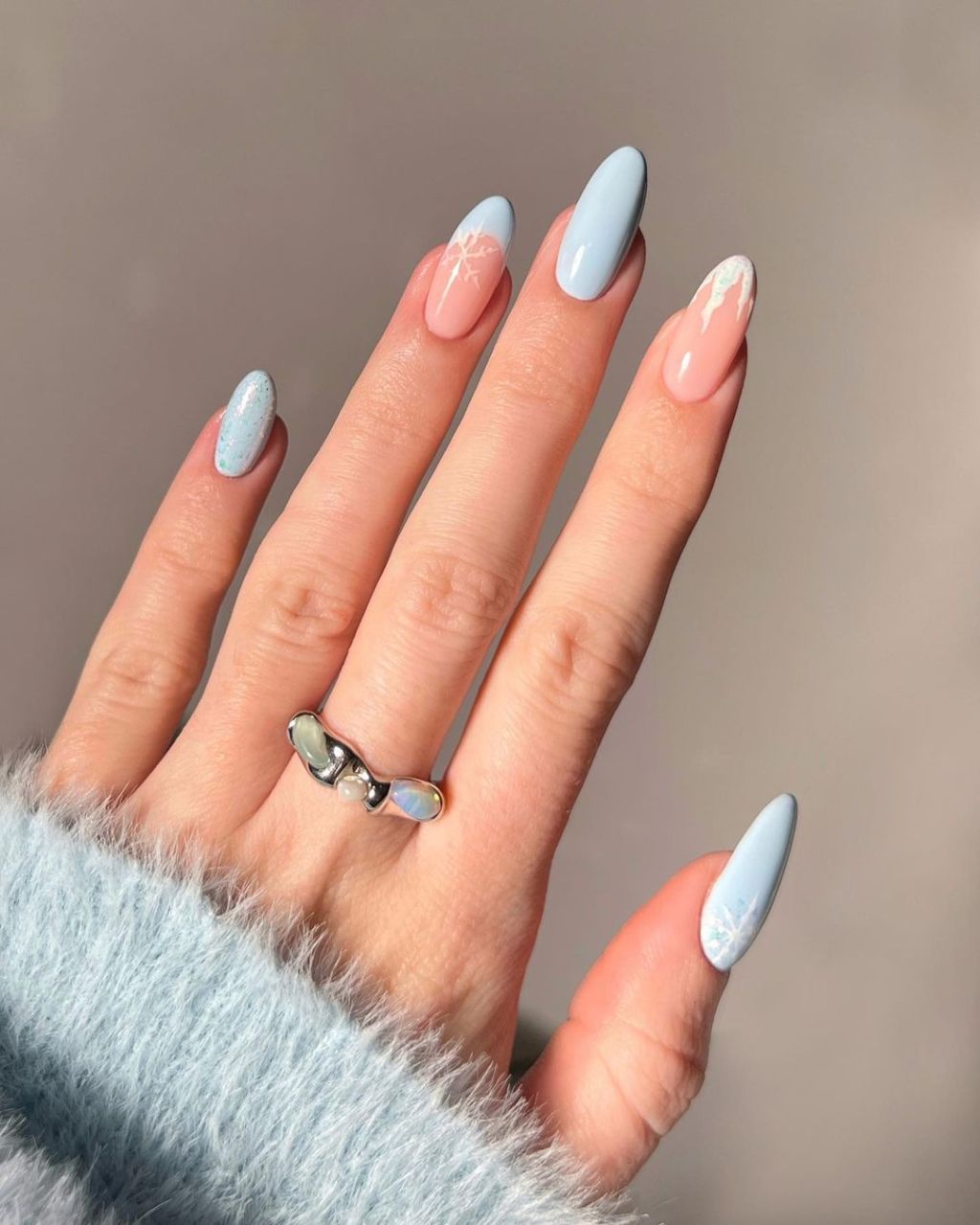 Snowflake Art Visual Idea Snowflake Art Visual Idea — Old Money Winter Nails