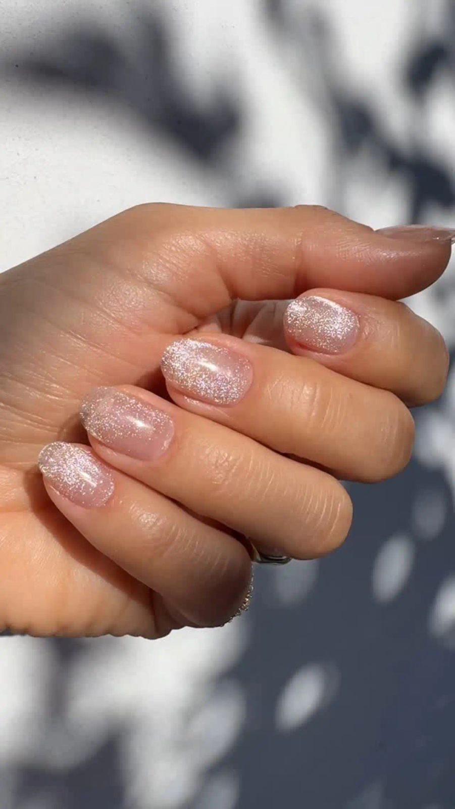 Visual Idea — Winter Champagne Nails