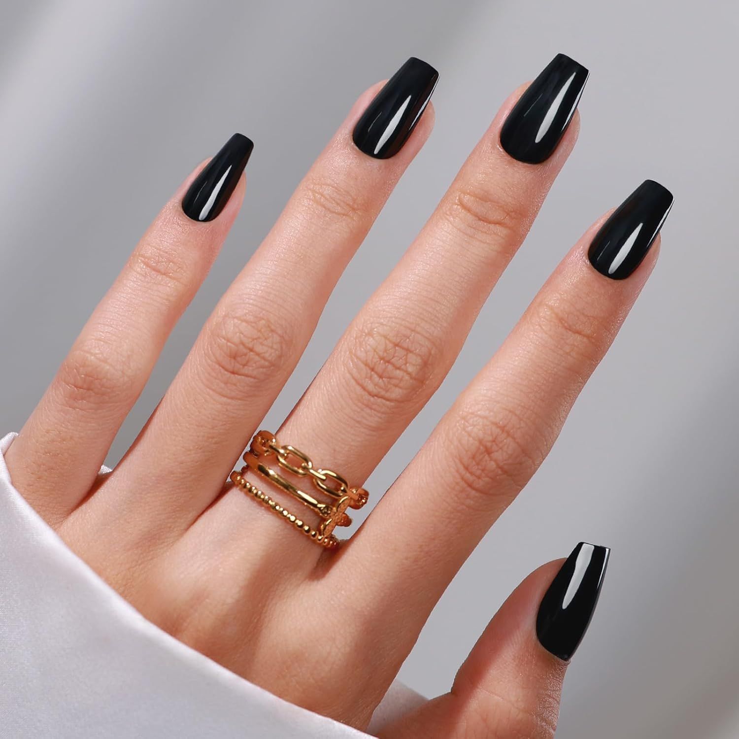 Deep Black Glossy Medium Coffin Nails Deep Black Glossy Medium Coffin Nails — Short Winter Coffin Nails