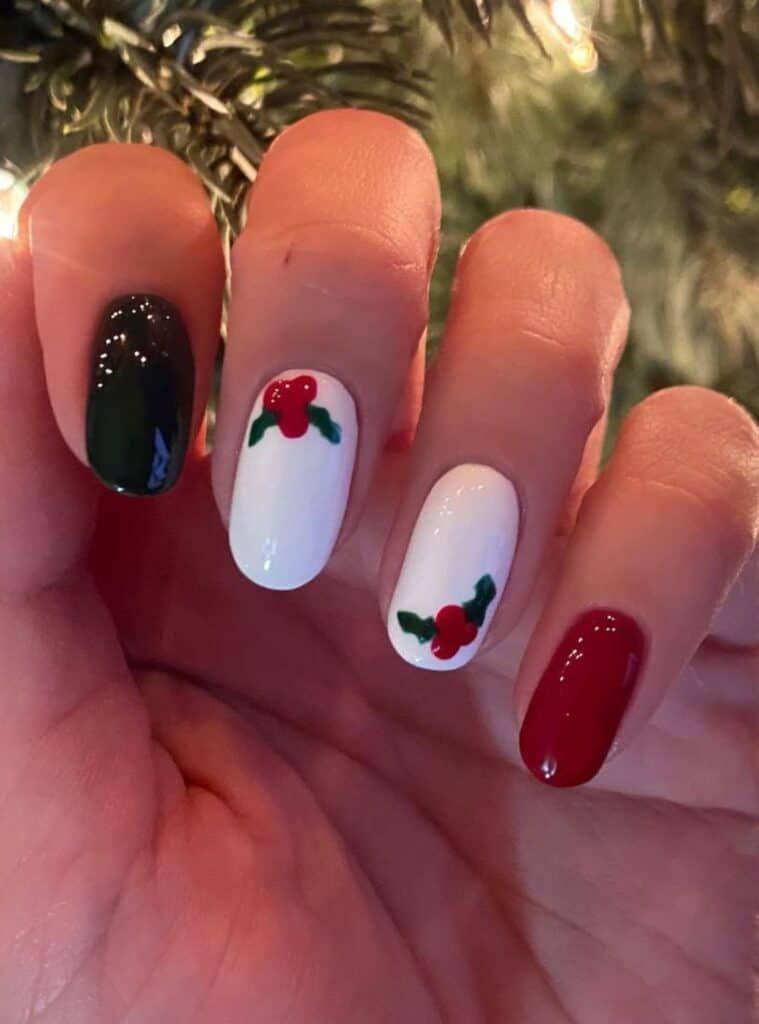 Deep Green and Red with Holly Accents Deep Green and Red with Holly Accents — Christmas Oval Nails 2026
