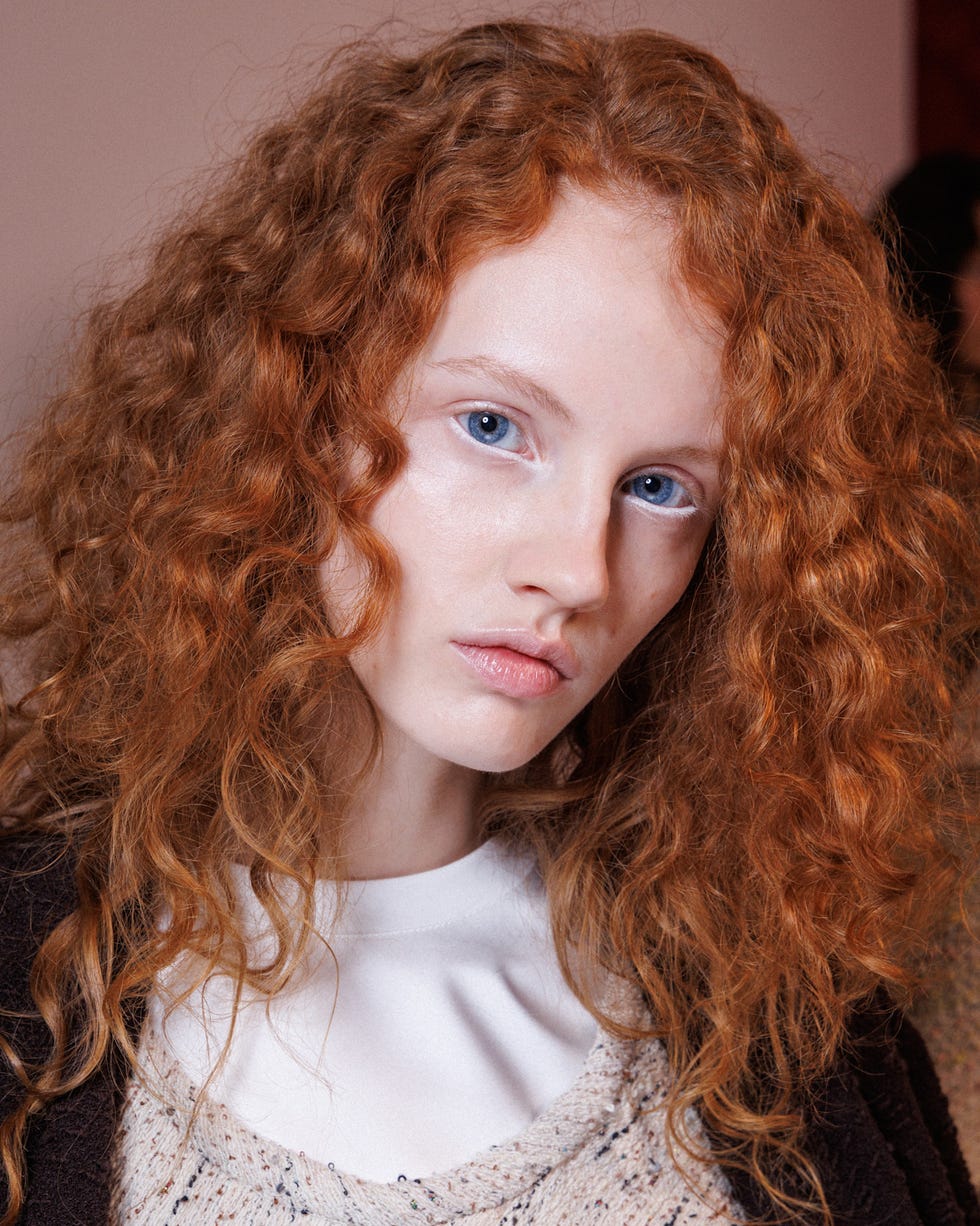 Copper Red Balayage Wavy Bob Copper Red Balayage Wavy Bob — Winter Hair Colors for Redheads