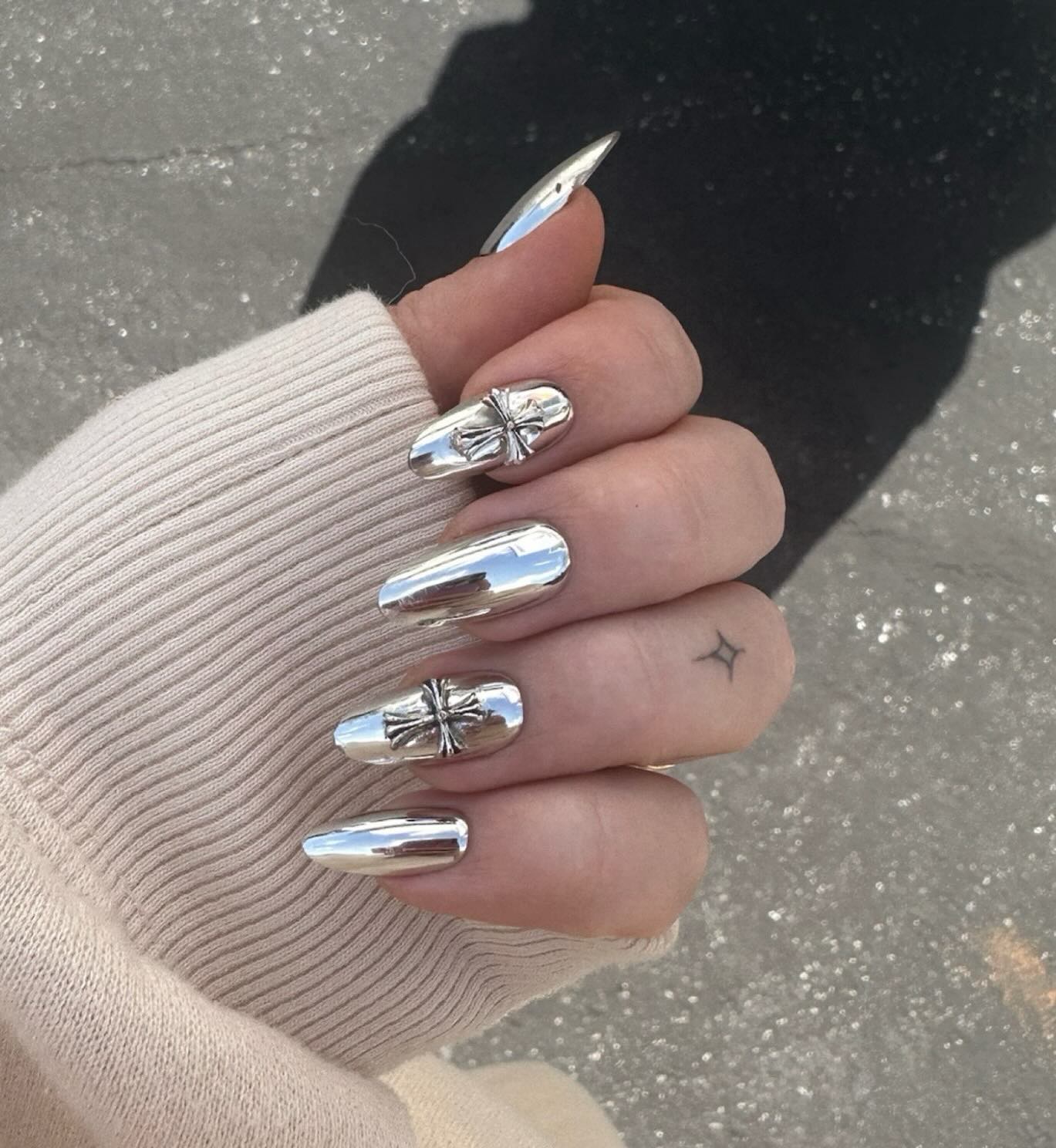 Chrome Visual Idea Chrome Visual Idea — Aesthetic Winter Nails