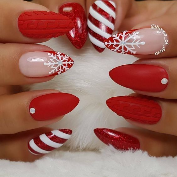Matte Red Cable Knit & Candy Cane Almond Nails Matte Red Cable Knit & Candy Cane Almond Nails — Winter Date Night Nails