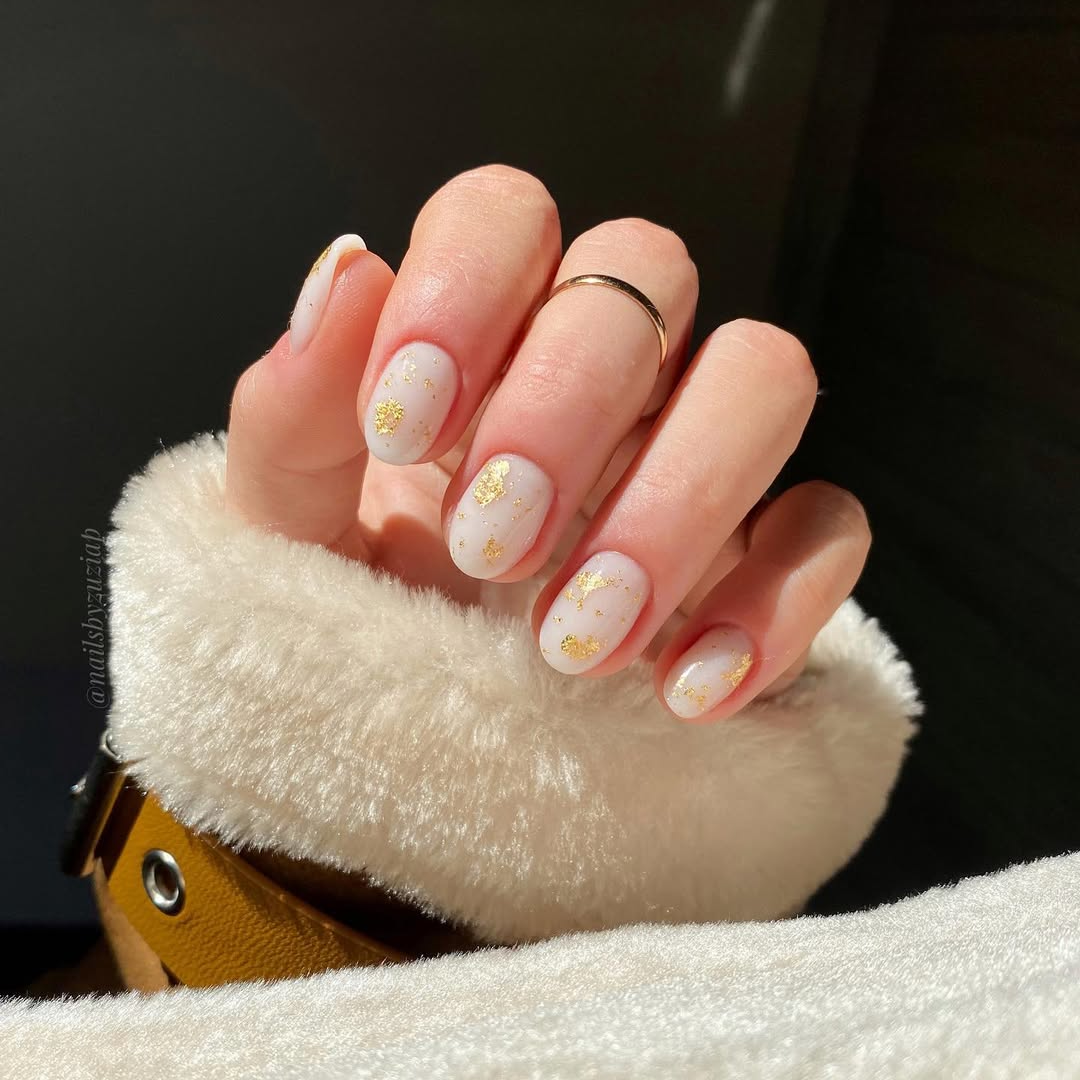 Milky White Gold Foil Flakes Milky White Gold Foil Flakes — Winter to Spring Transition Nails