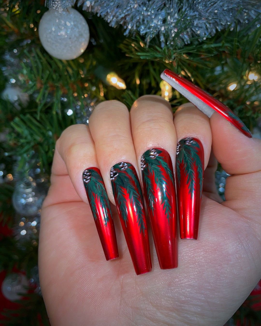 Metallic Red Coffins with Painted Pine Metallic Red Coffins with Painted Pine — Long Christmas Nails 2026