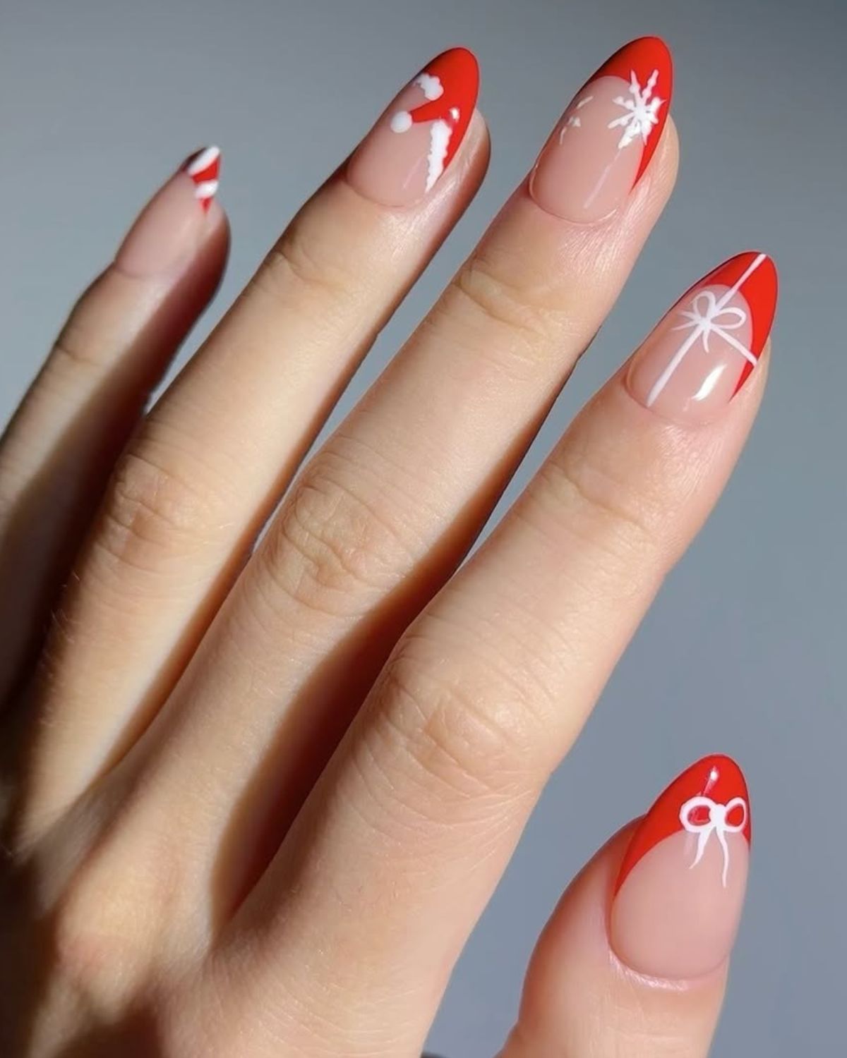 Red French Tips with Painted White Bows Red French Tips with Painted White Bows — Winter Bow Nails