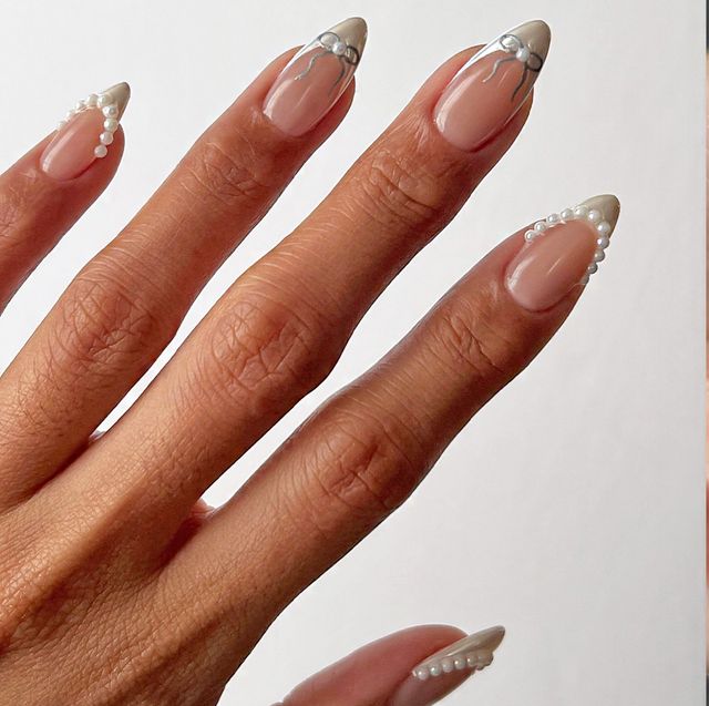 Bridal Elegant Evening Visual Idea Bridal Elegant Evening Visual Idea — Winter Date Night Nails