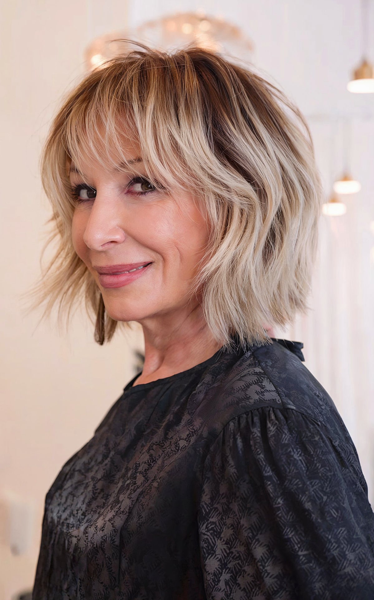 Layered Collarbone Bob Side Swept Bangs Layered Collarbone Bob Side Swept Bangs — Winter Bob Haircuts