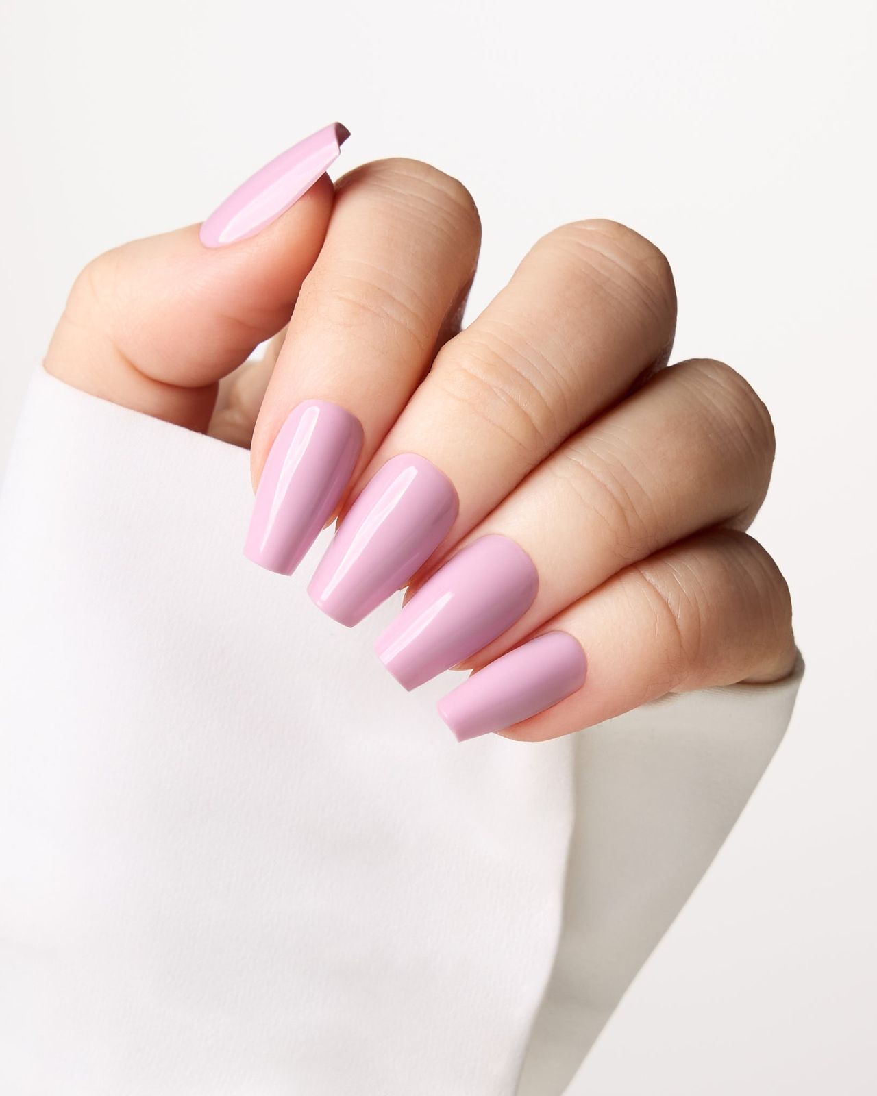 Winter Visual Idea Winter Visual Idea — Short Winter Coffin Nails