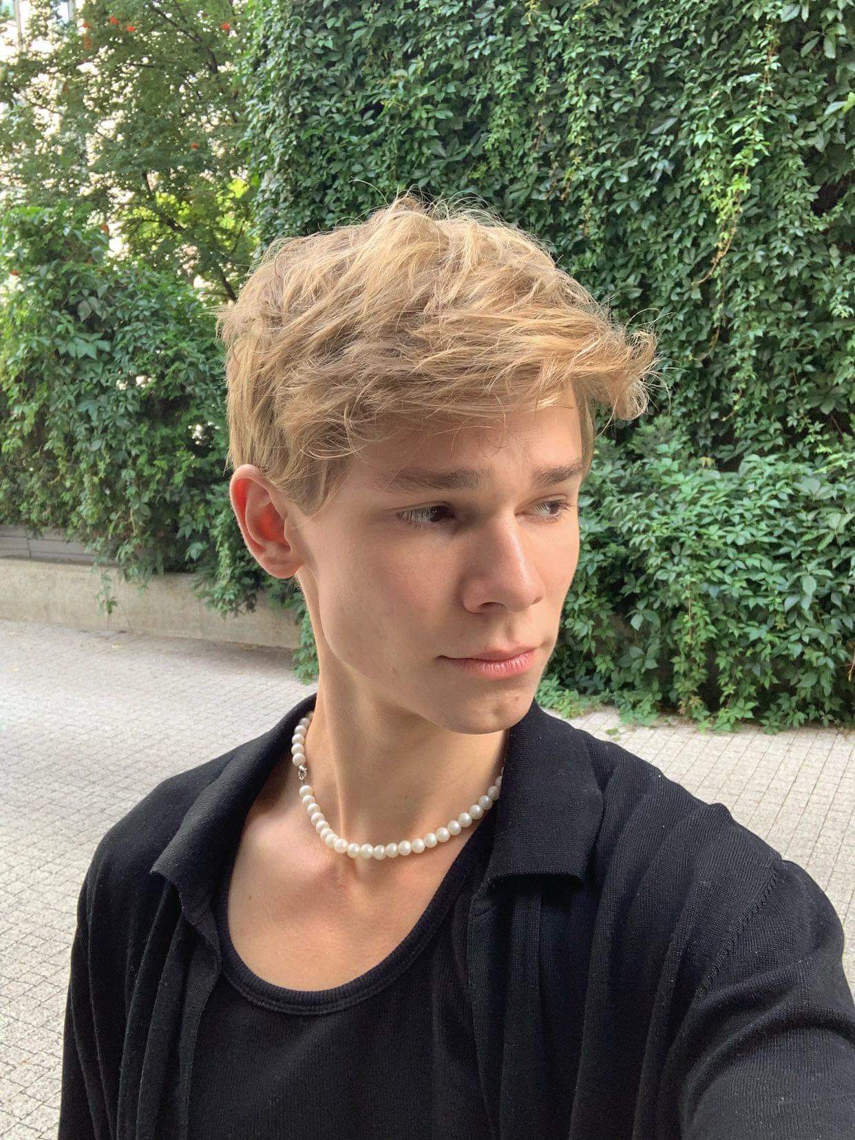 Textured Blonde Crop With Side Fringe Textured Blonde Crop With Side Fringe — Winter Haircuts for Boys