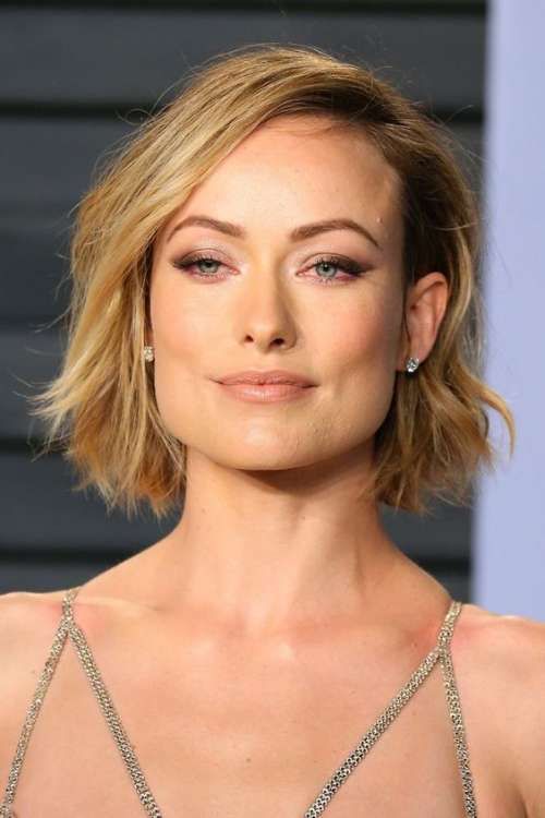 Black Chin Bob With Blunt Bangs — Winter Haircuts for Square Faces