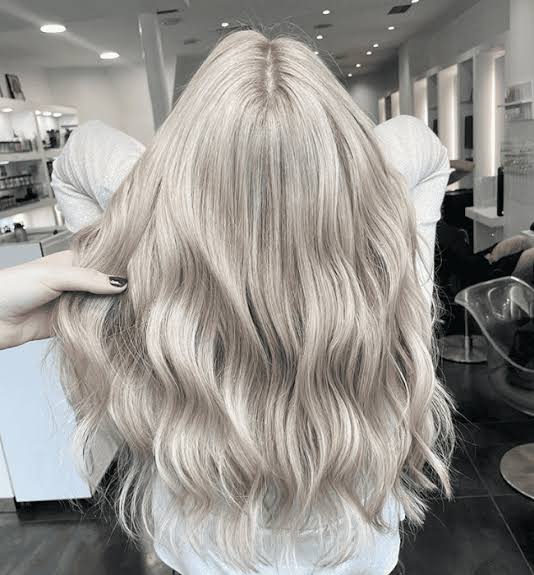 Platinum Blonde With Icy Undertones Fine Wavy Chin Bob With Icy Ash Platinum Blonde With Icy Undertones Fine Wavy Chin Bob With Icy Ash — Icy Blonde Hair