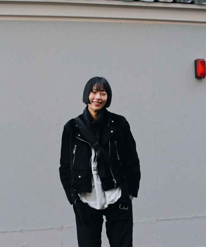 Thick Black Bob With Blunt Bangs Thick Black Bob With Blunt Bangs — Winter Bob Haircuts