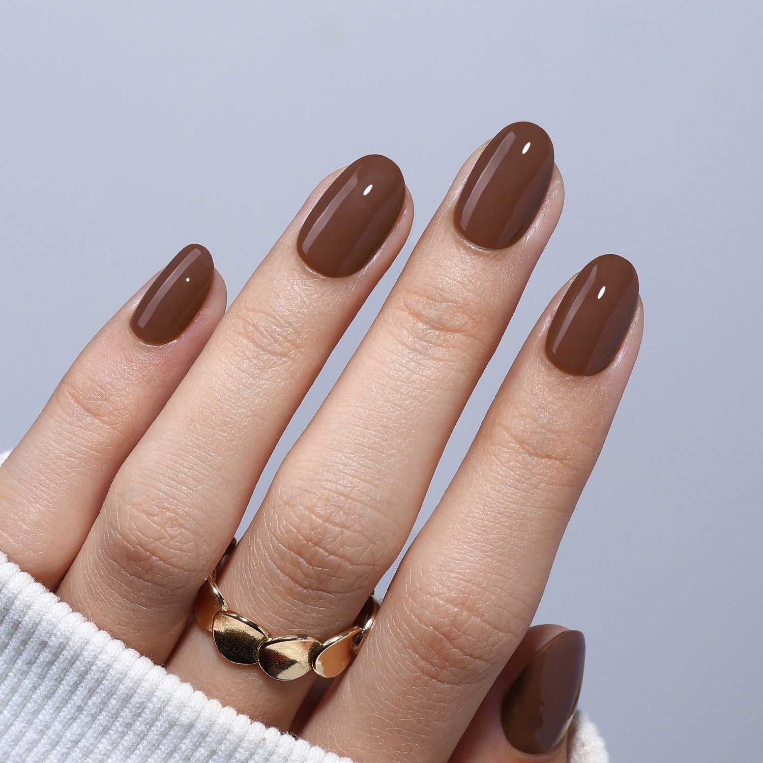 Medium Brown Glossy Oval Nails Medium Brown Glossy Oval Nails — Short Winter Oval Nails