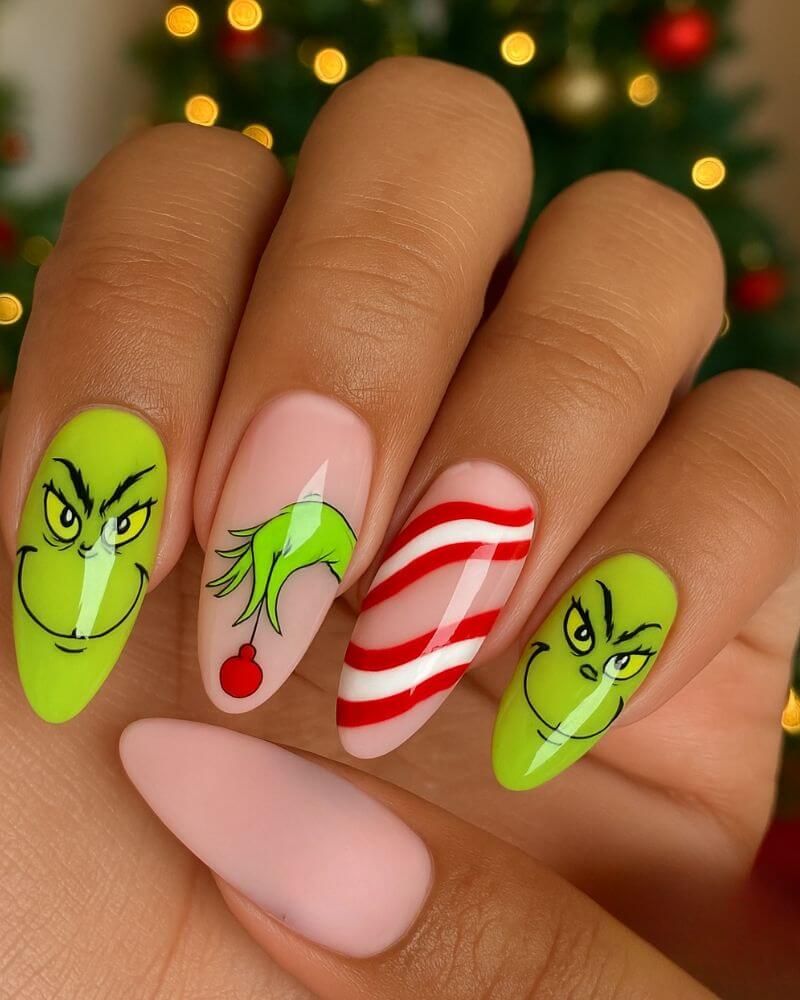 25 Grinch Nails That'll Steal the Show This Christmas