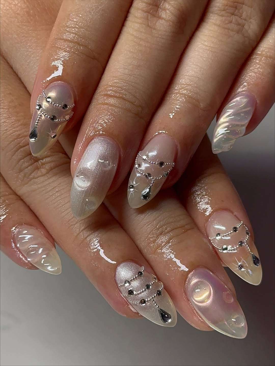 Glossy Iridescent Visual Idea Glossy Iridescent Visual Idea — Aesthetic Winter Nails