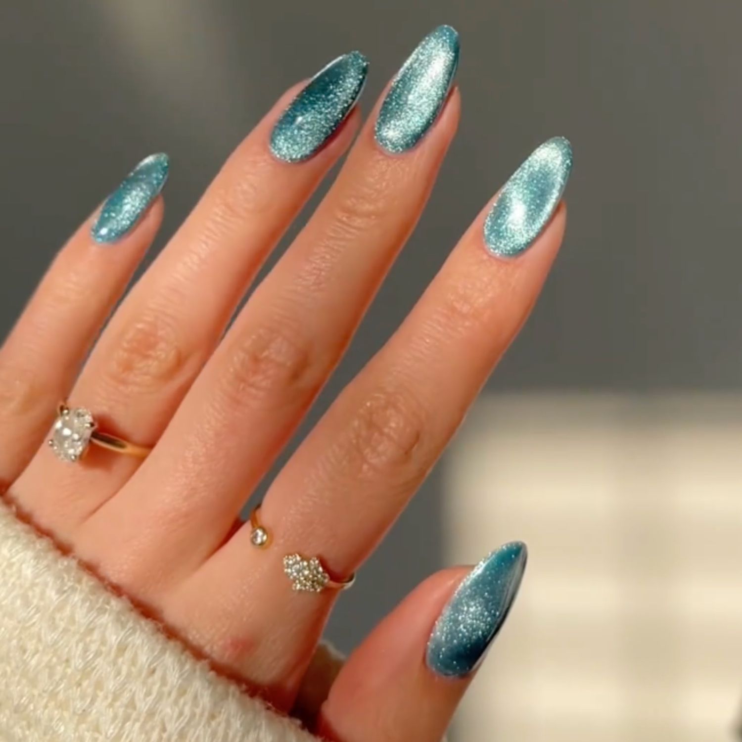 11 New Year's Eve Nail Color Ideas to Ring in 2026