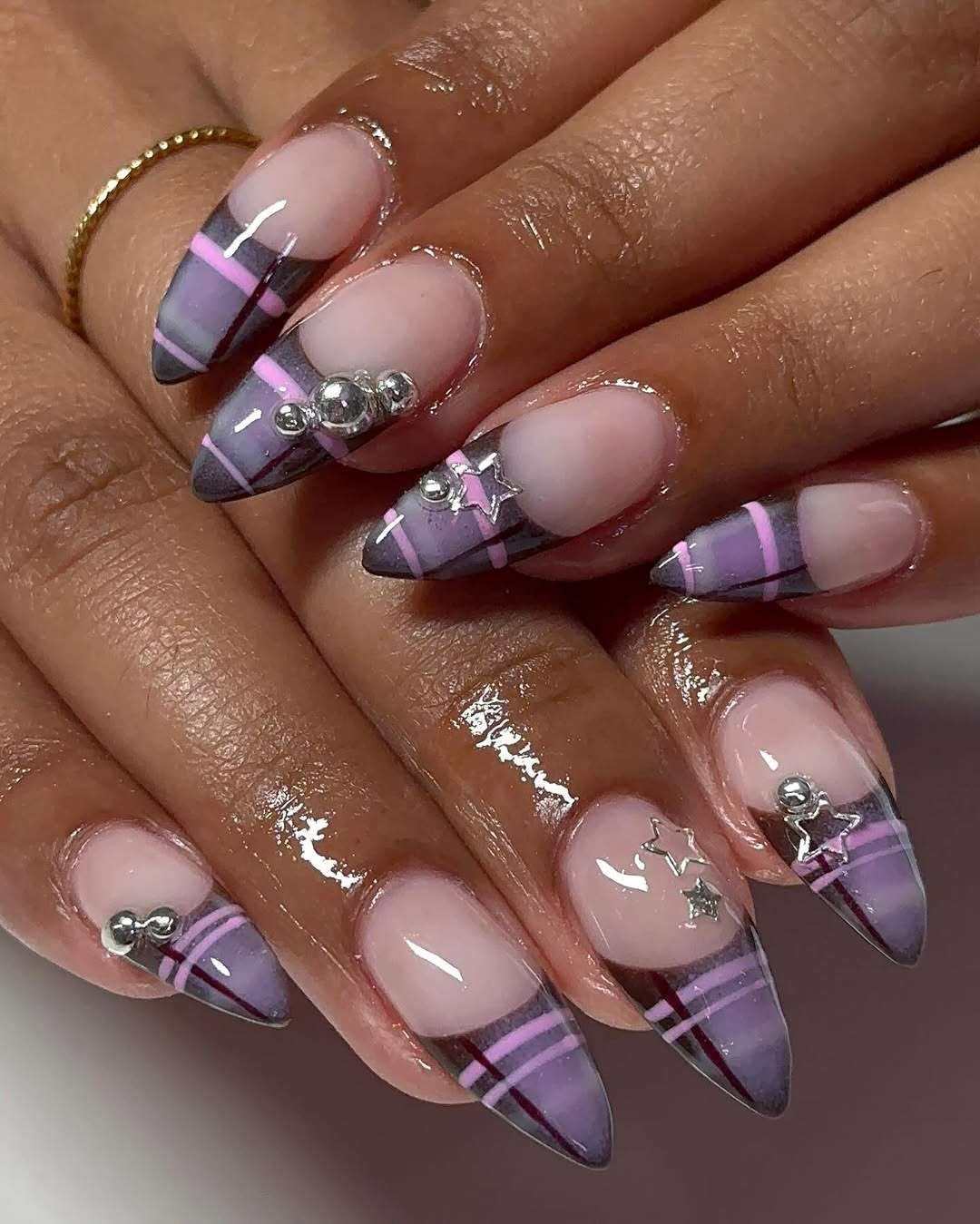 Purple Grey Plaid French Tips with Stars Purple Grey Plaid French Tips with Stars — Winter Plaid Nails