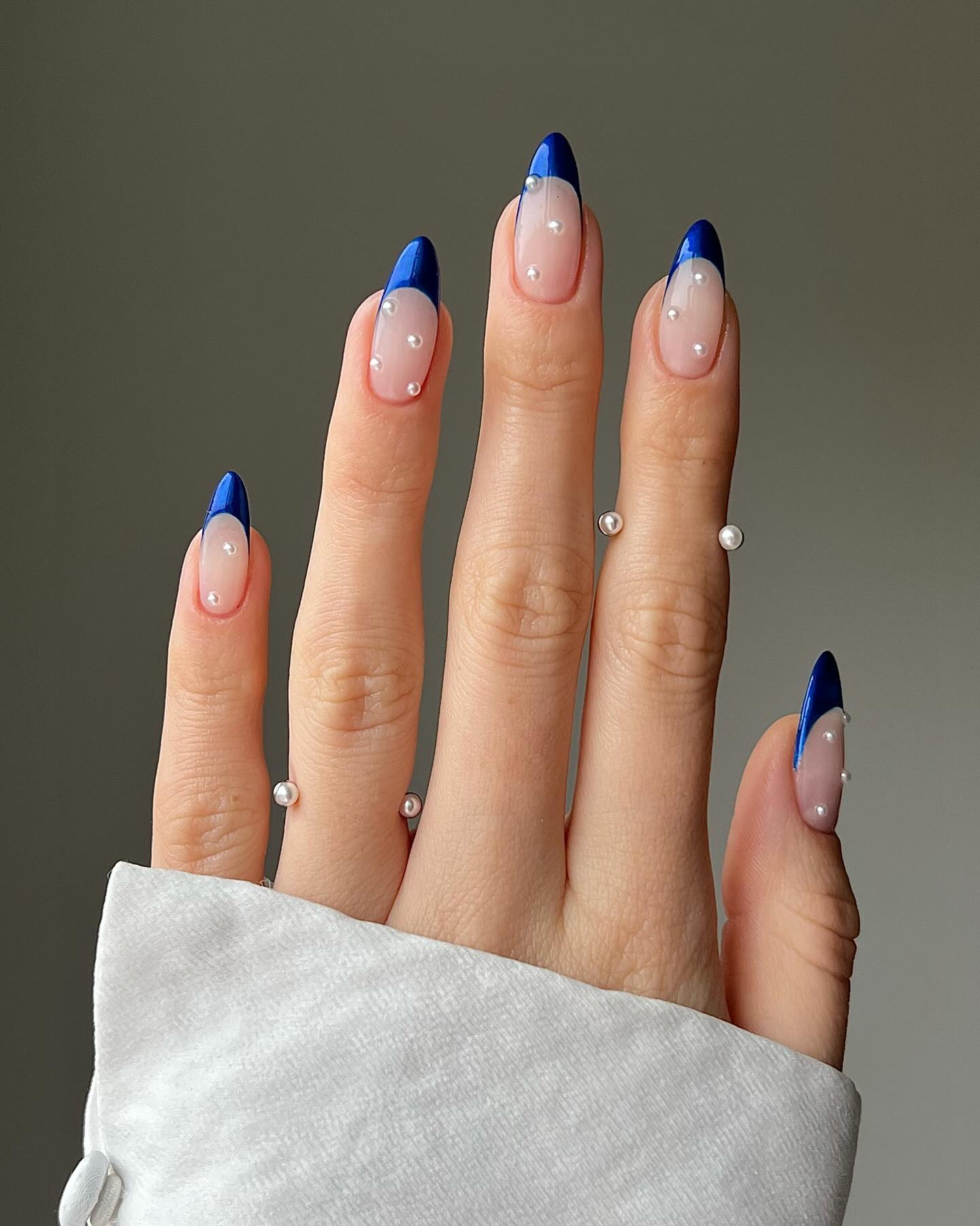 Metallic Blue Pearl Dot Stiletto Nails Metallic Blue Pearl Dot Stiletto Nails — Minimalist New Years Nails 2027