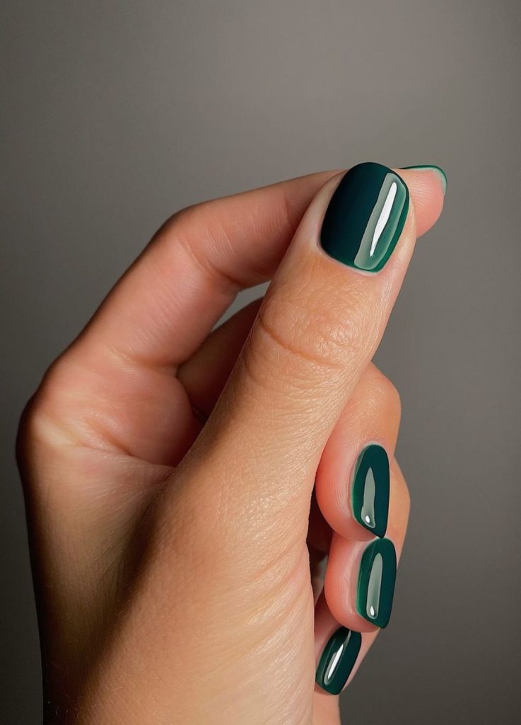 Deep Dark Green Short Square Glossy Nails Deep Dark Green Short Square Glossy Nails — Winter Nail Colors for Women Over 70