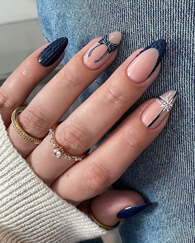 Textured Navy Cable Knit French Tips Textured Navy Cable Knit French Tips — Winter Nail Art Simple