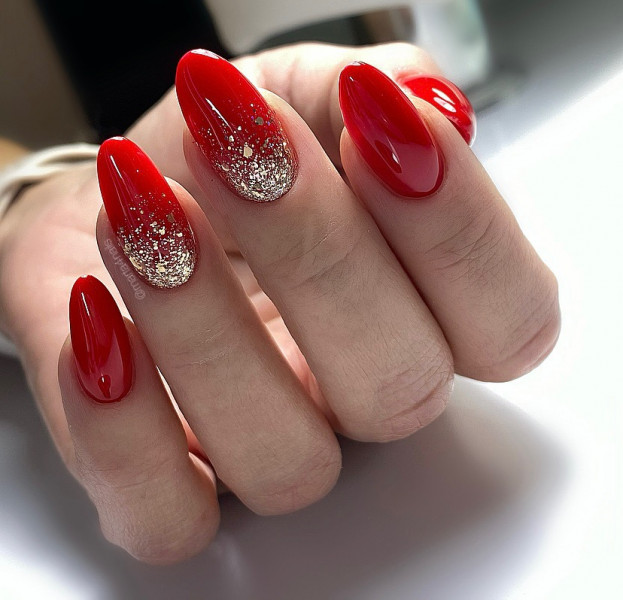 Vibrant Red Nails with Gold Glitter Fade Vibrant Red Nails with Gold Glitter Fade — Cherry Red Nails