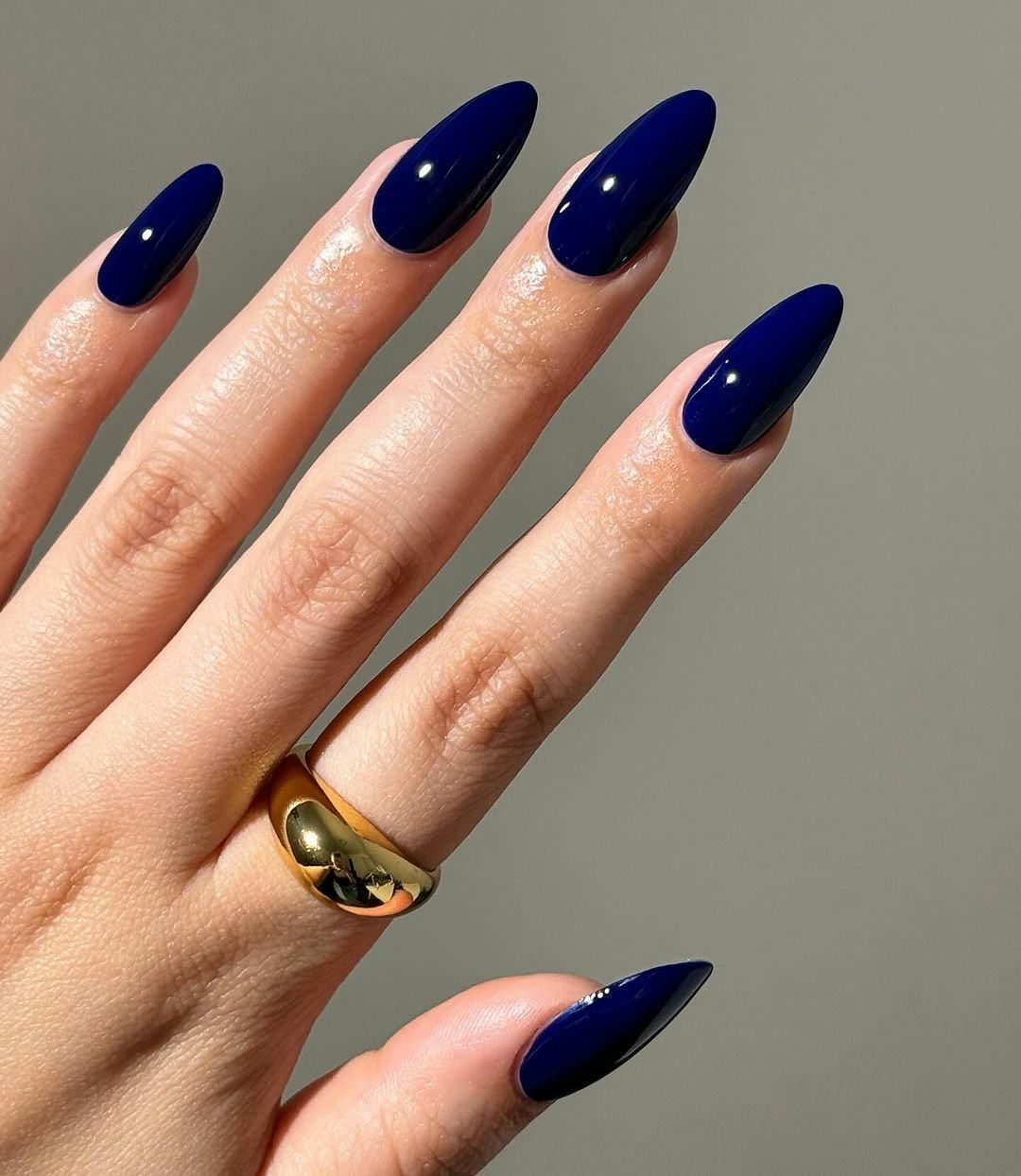 High Gloss Visual Idea High Gloss Visual Idea — Winter Date Night Nails