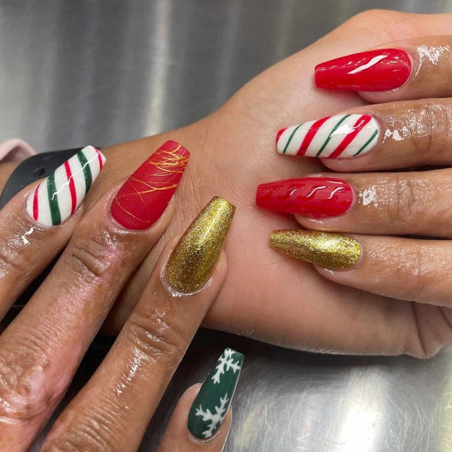 Red Green Gold Visual Idea Red Green Gold Visual Idea — Red and Green Christmas Nails 2026