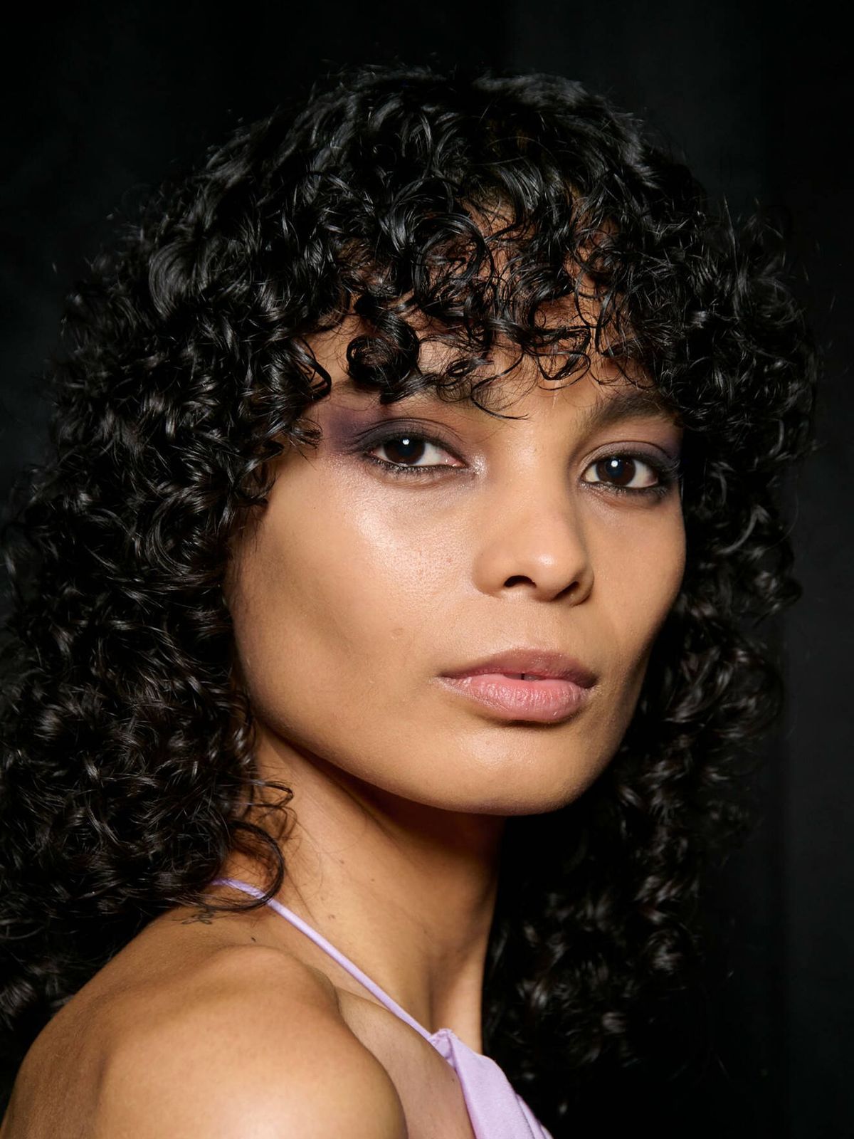 Dark Brown Defined Curls With Fringe Dark Brown Defined Curls With Fringe — Winter Hairstyles for Curly Hair