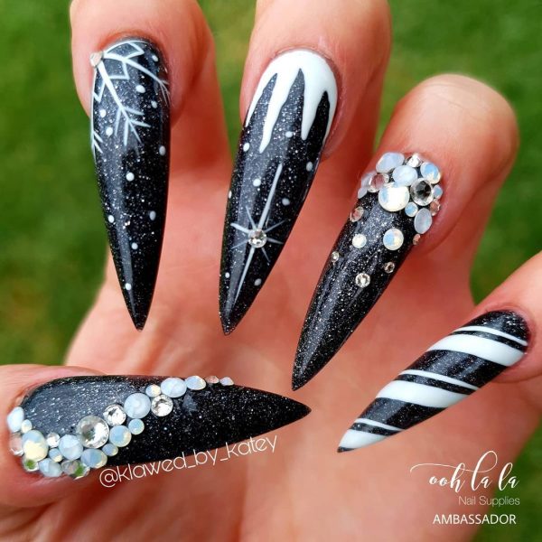 Festive Glitter Black with Snowflakes and Gems Festive Glitter Black with Snowflakes and Gems — Winter Nails for Black Women