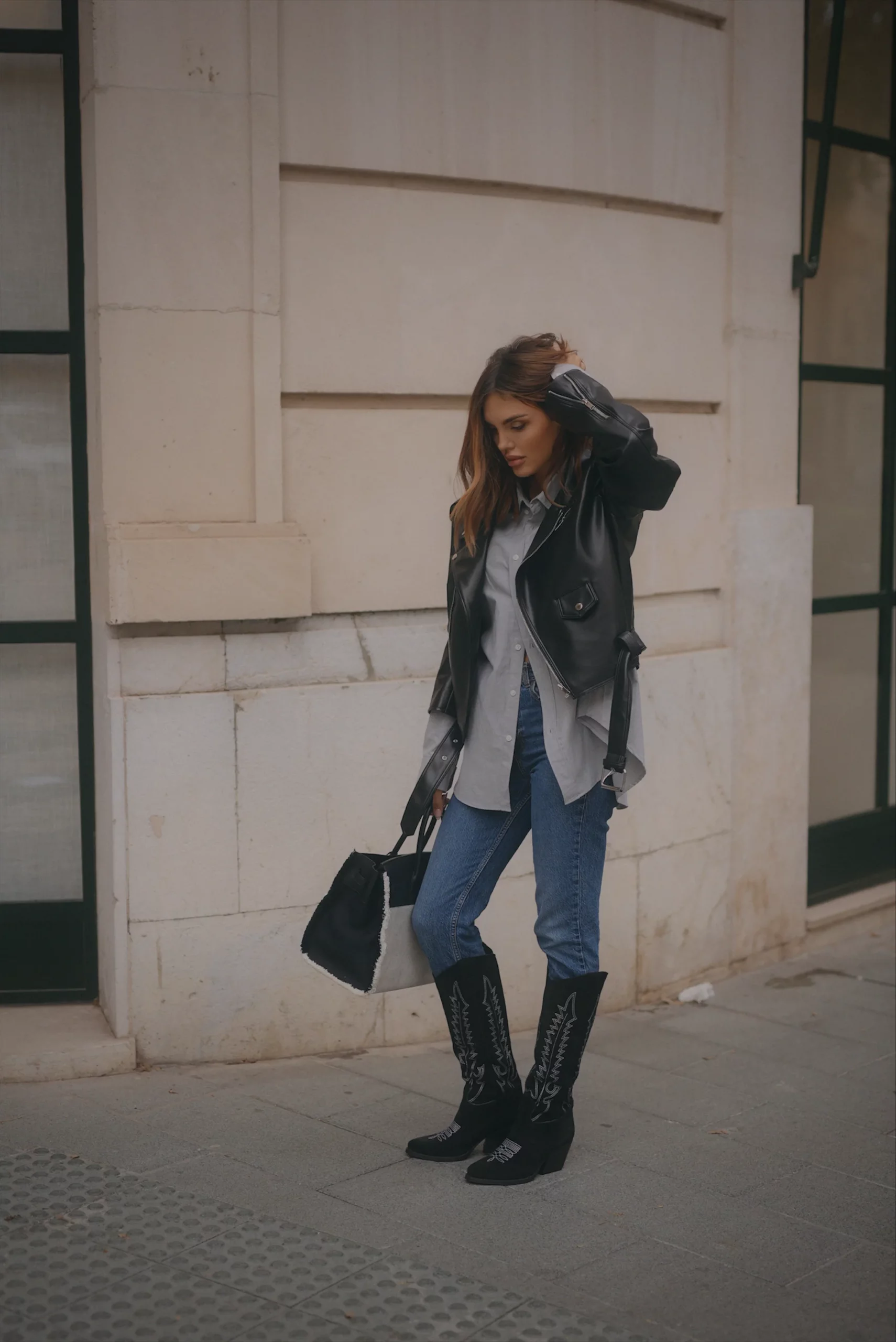 Embroidered Cowboy Boots: A Casual Edge with Denim Embroidered Cowboy Boots: A Casual Edge with Denim — Riding Boots Outfits